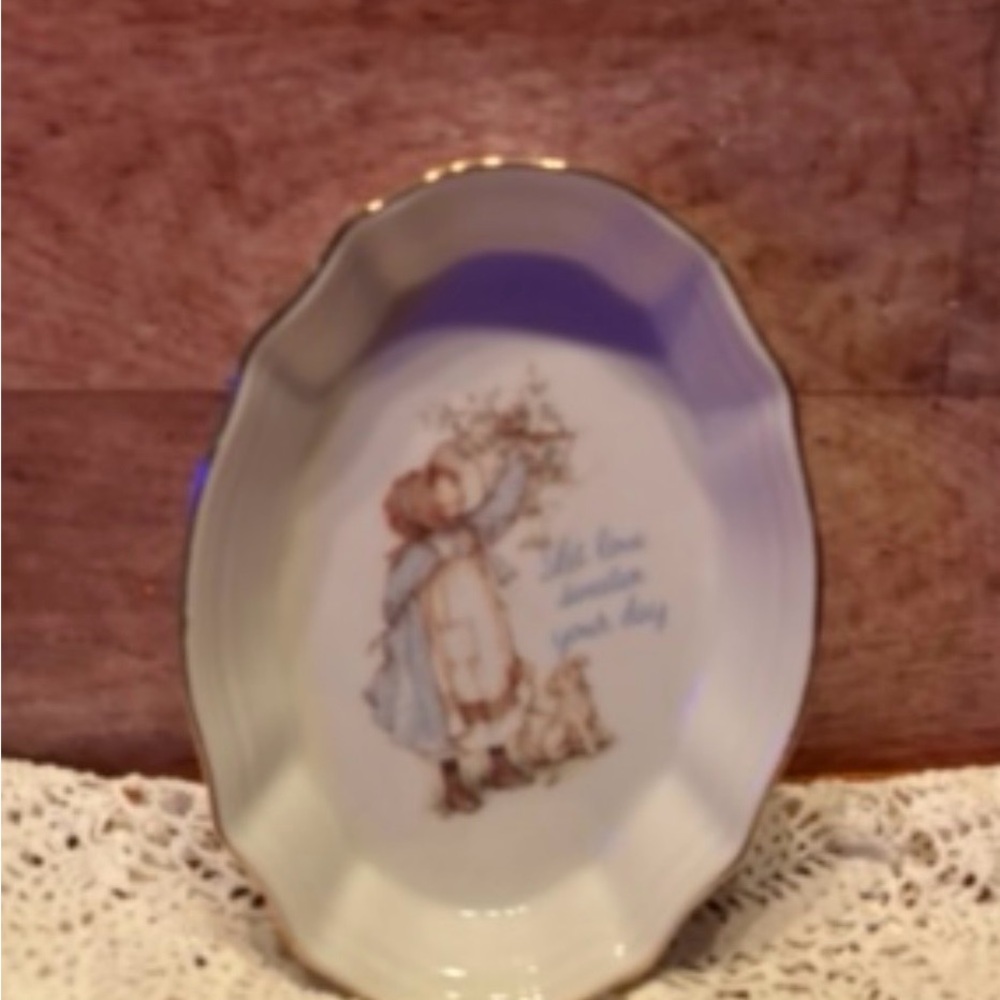 Holly hobbie trinket dish